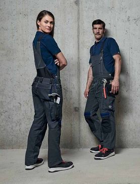 Frau und Mann im Blaumann